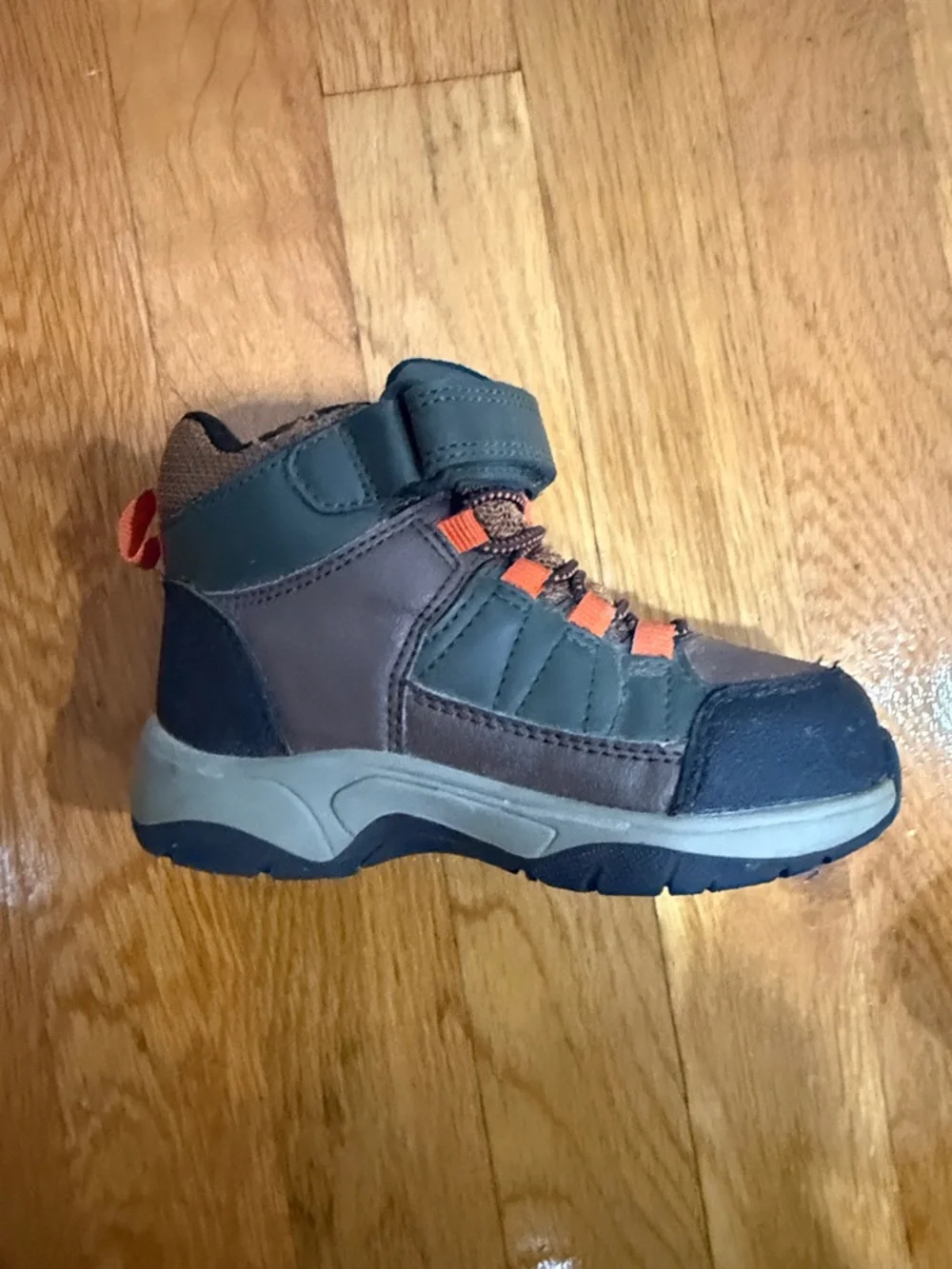 Ozark Trail Kids 8 Gray, Brown and Orange Hiking Boots - Picture 5 of 8